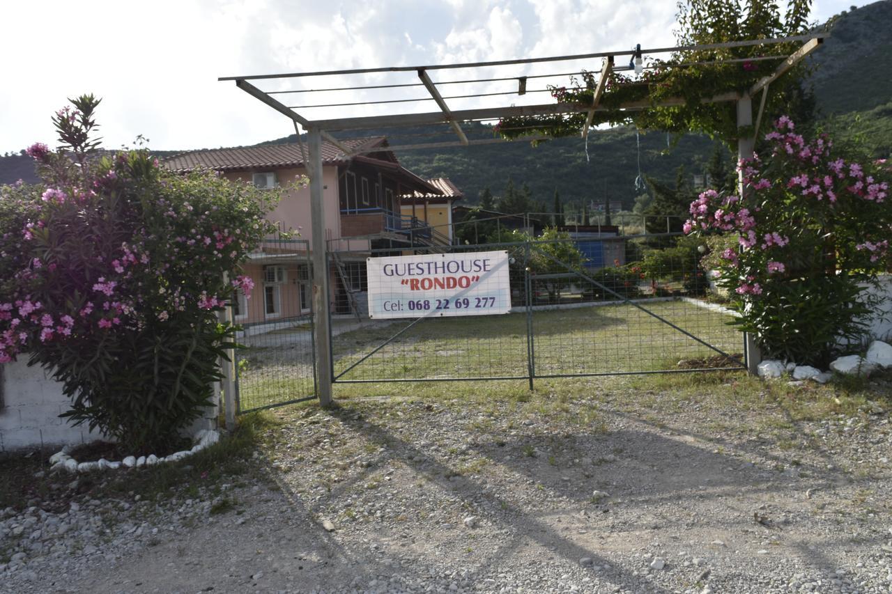 Guesthouse Rondo Himare Exterior foto
